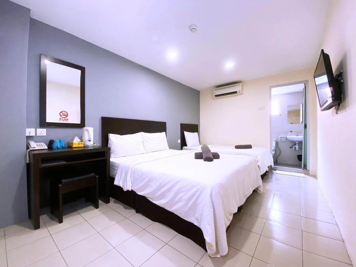 Your Hotel Klang By D'Concept Экстерьер фото